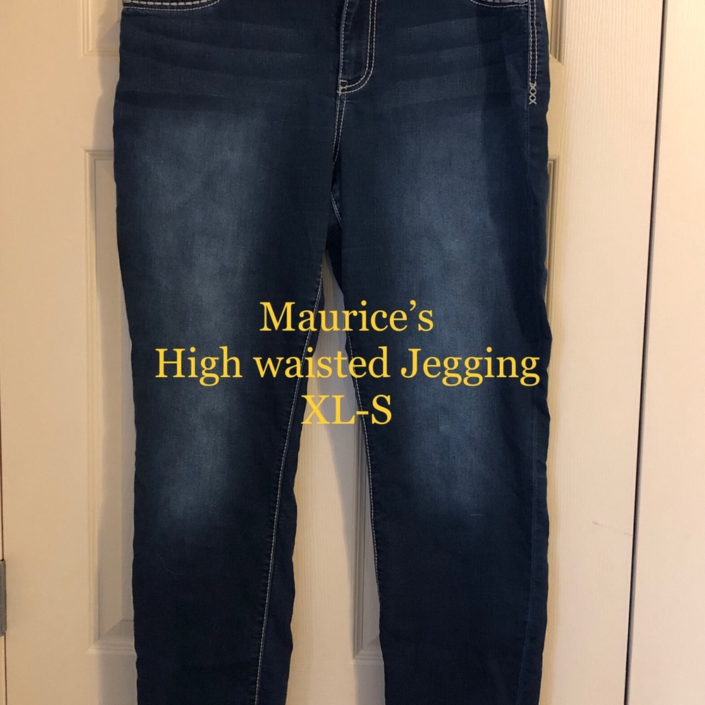 Skinny Jeans & Jeggings